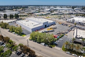 1210 N Tustin Ave, Anaheim, CA à louer Photo intérieure– Image 2 sur 3