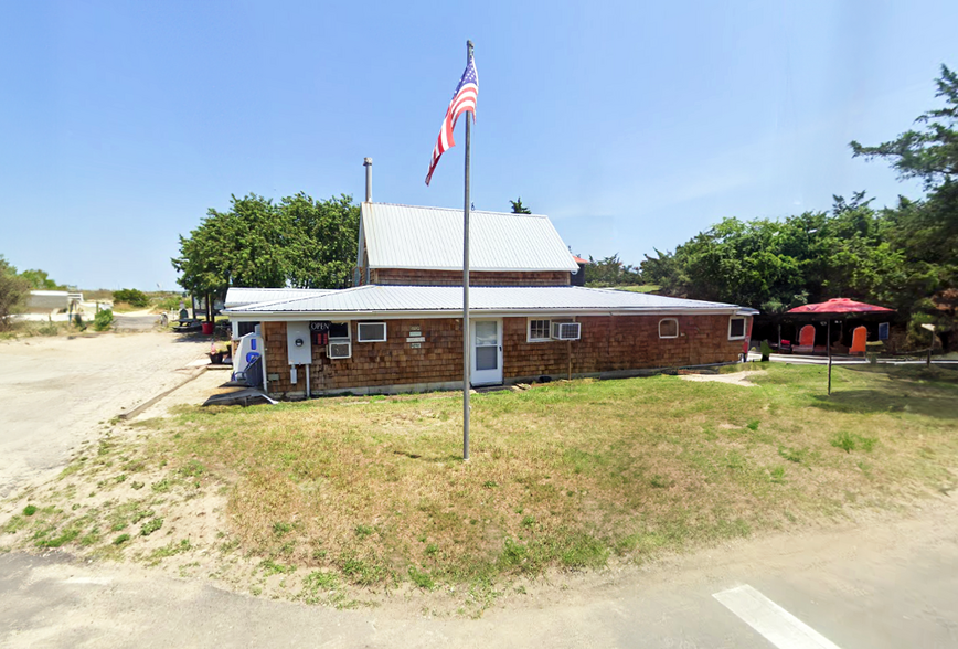 2 S Bay Shore Dr, Milton, DE à vendre - Photo principale – Image 1 sur 3