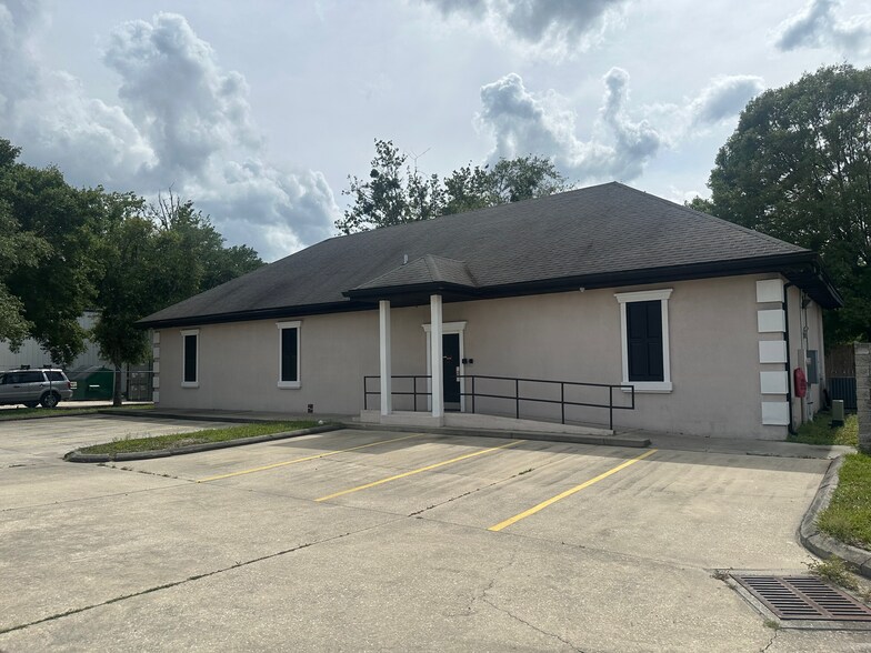9600 Sunbeam Center Dr, Jacksonville, FL à vendre - Photo de l’immeuble – Image 2 sur 17