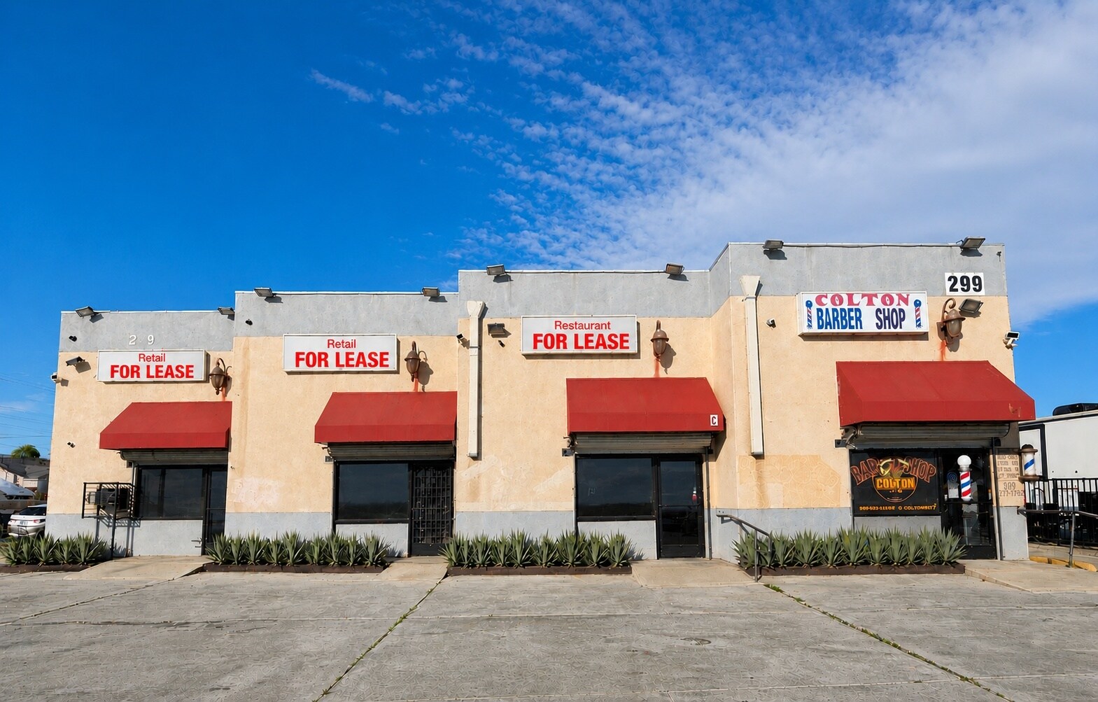 299 W Olive St, Colton, CA à louer Photo de l’immeuble– Image 1 sur 9