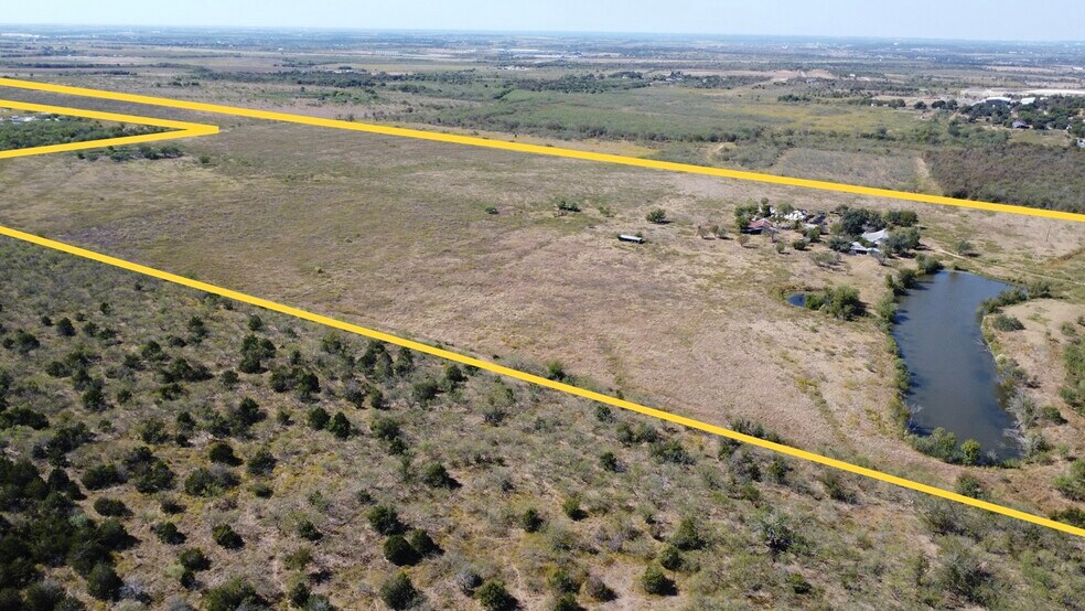 14601 FM 812, Del Valle, TX à vendre - Photo de l’immeuble – Image 3 sur 5