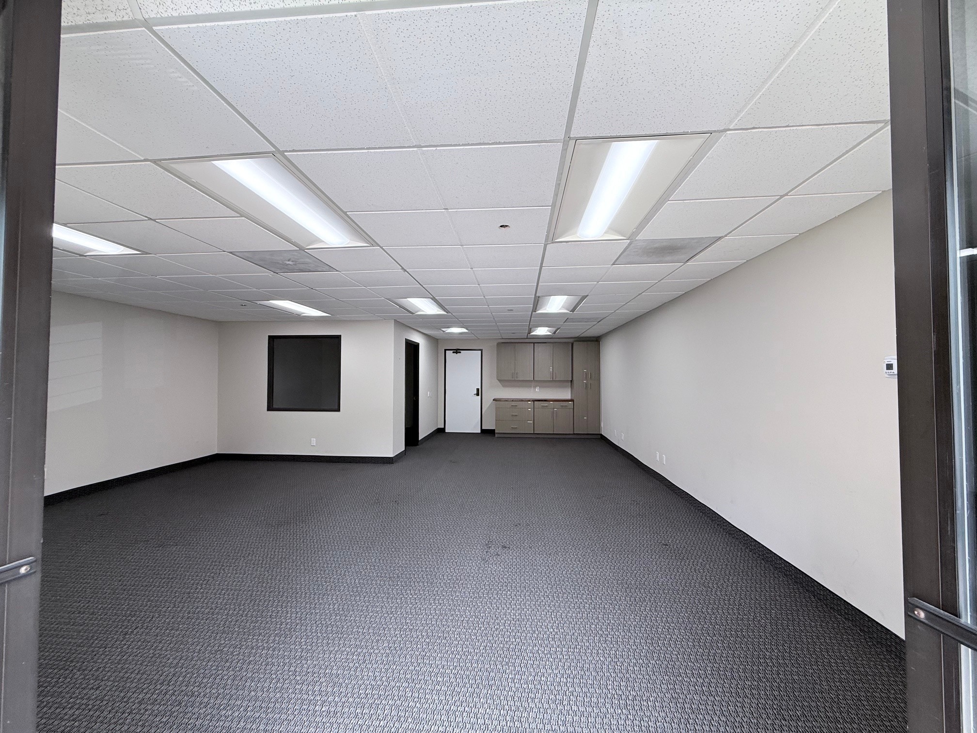 16885 W Bernardo Dr, San Diego, CA à louer Photo intérieure– Image 1 sur 5