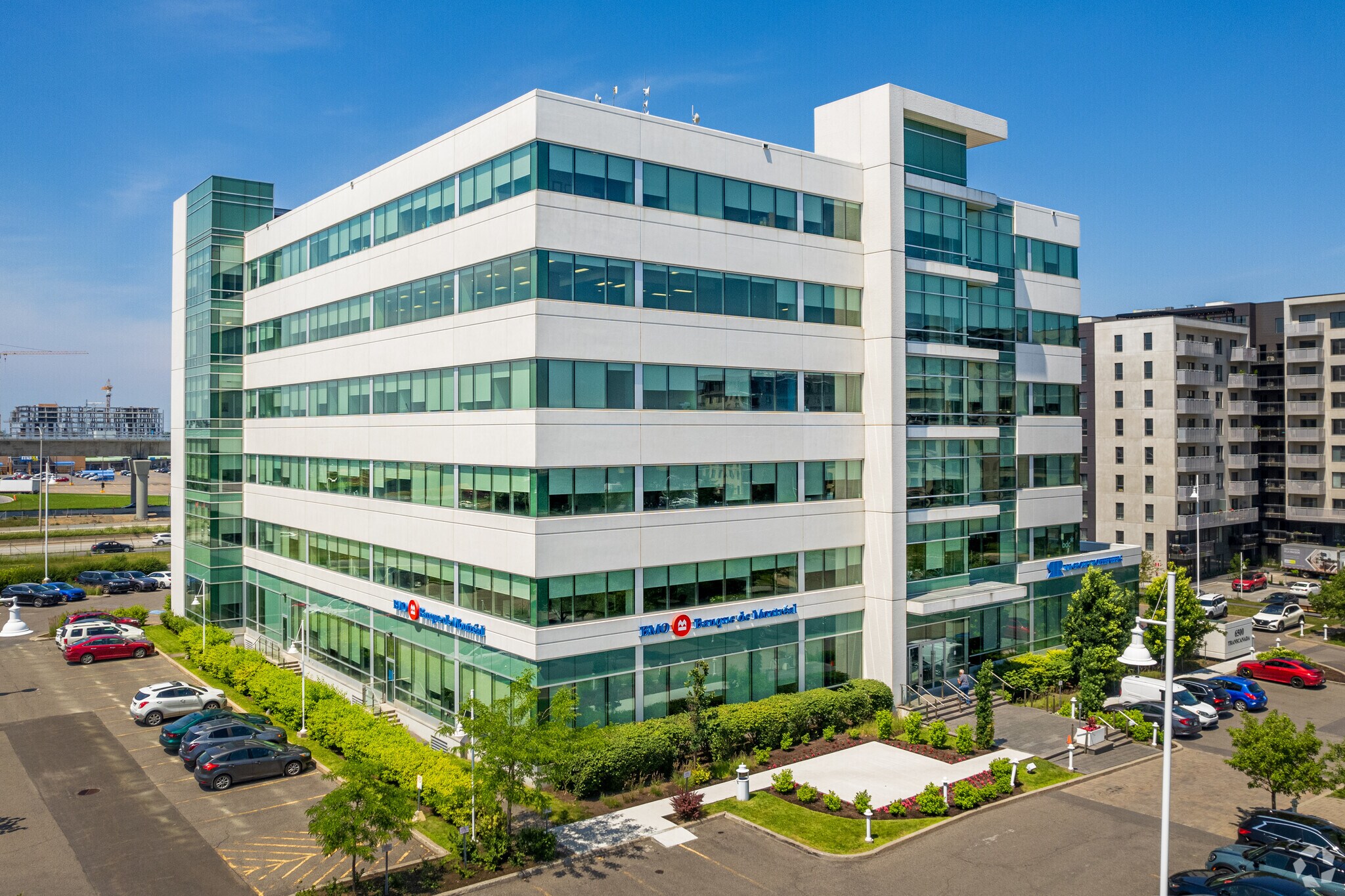 6500 Rte Transcanadienne, Pointe-claire, QC à louer Photo de l’immeuble– Image 1 sur 22