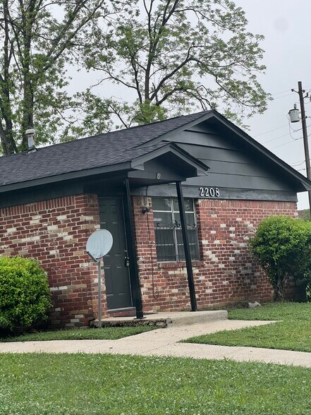 2208 Avenue G, Birmingham, AL à vendre - Photo de l’immeuble – Image 3 sur 19