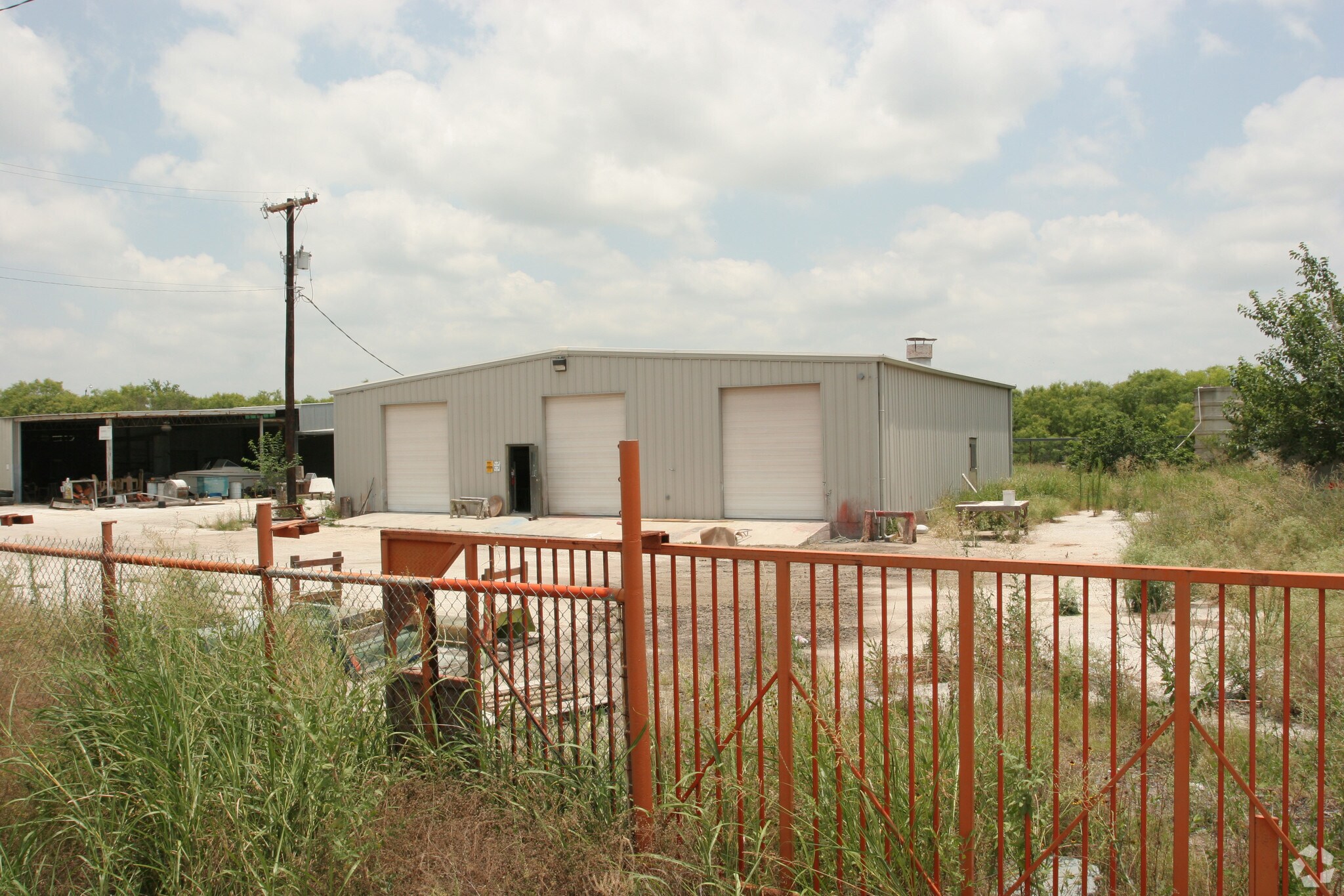 11390 Old Corpus Christi, San Antonio, TX à vendre Photo principale– Image 1 sur 39