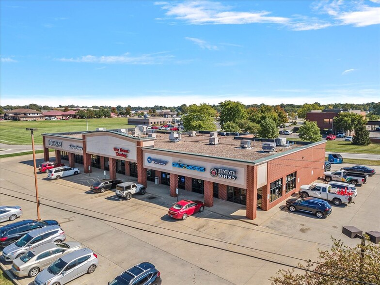 3120-3126 S Sixth St, Springfield, IL à louer - Photo de l’immeuble – Image 1 sur 4