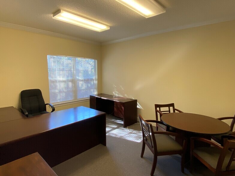 12627 San Jose Blvd, Jacksonville, FL à louer - Photo de l’immeuble – Image 3 sur 3