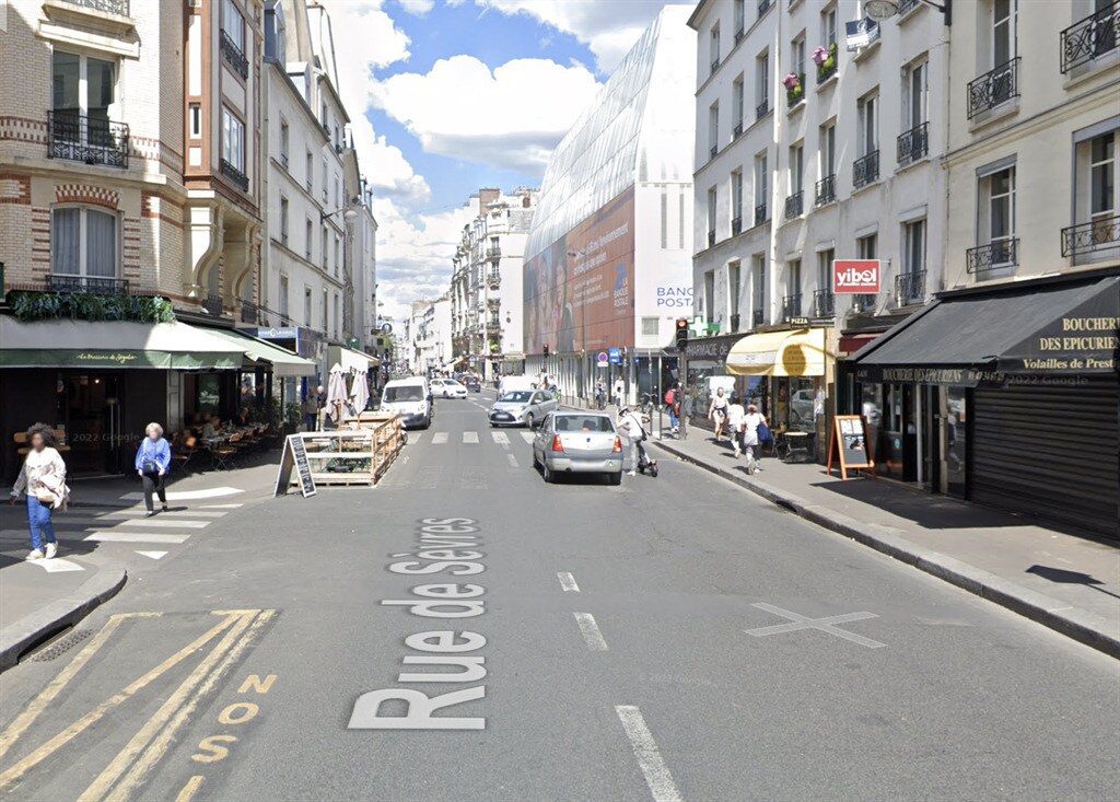 Local commercial dans Paris à louer Photo de l’immeuble– Image 1 sur 3