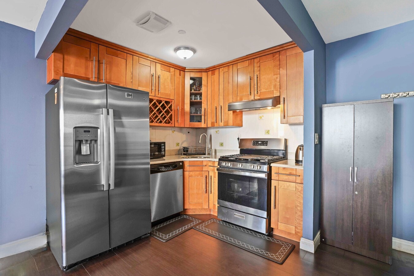 311 St Nicholas Ave, Ridgewood, NY 11385 - Lot 3H -  - Photo intérieure - Image 1 of 16