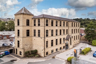Plus de détails pour Woodvale Rd, Brighouse - Bureau à louer