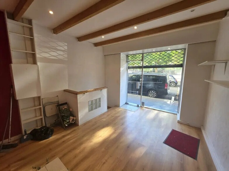 Local commercial dans Nice à louer - Photo de l’immeuble – Image 2 sur 5