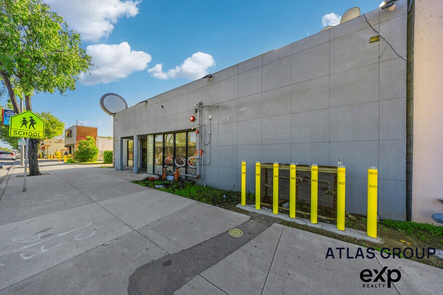 8752 Valley Blvd, Rosemead, CA à vendre - Photo de l’immeuble – Image 3 sur 37