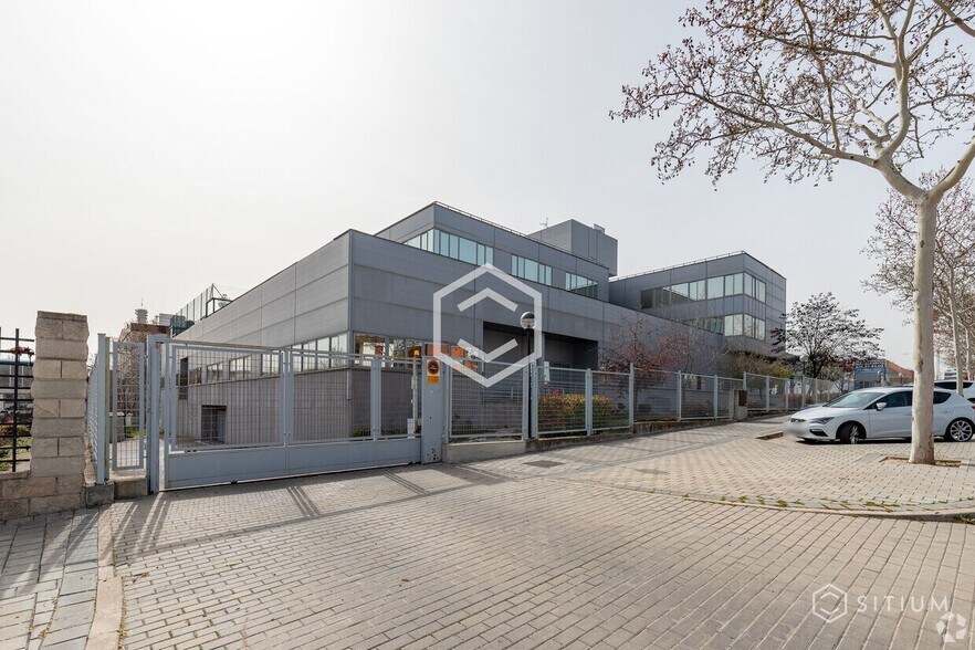 Avenida de la Industria, 37, Tres Cantos, Madrid à louer - Photo de l’immeuble – Image 1 sur 27