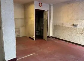 Local commercial dans Paris à louer - Photo intérieure – Image 2 sur 5