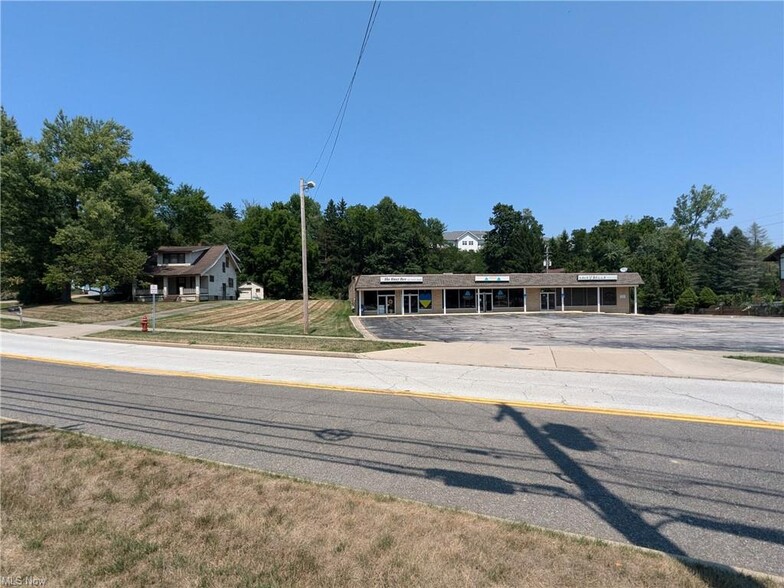 6993-7011 Mill Rd, Brecksville, OH à vendre - Photo de l’immeuble – Image 2 sur 9