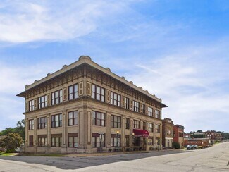 Plus de détails pour 619 Blondeau St, Keokuk, IA - Bureau à vendre