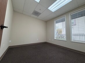 43427-43433 Mission Blvd, Fremont, CA à louer Photo intérieure– Image 1 sur 3