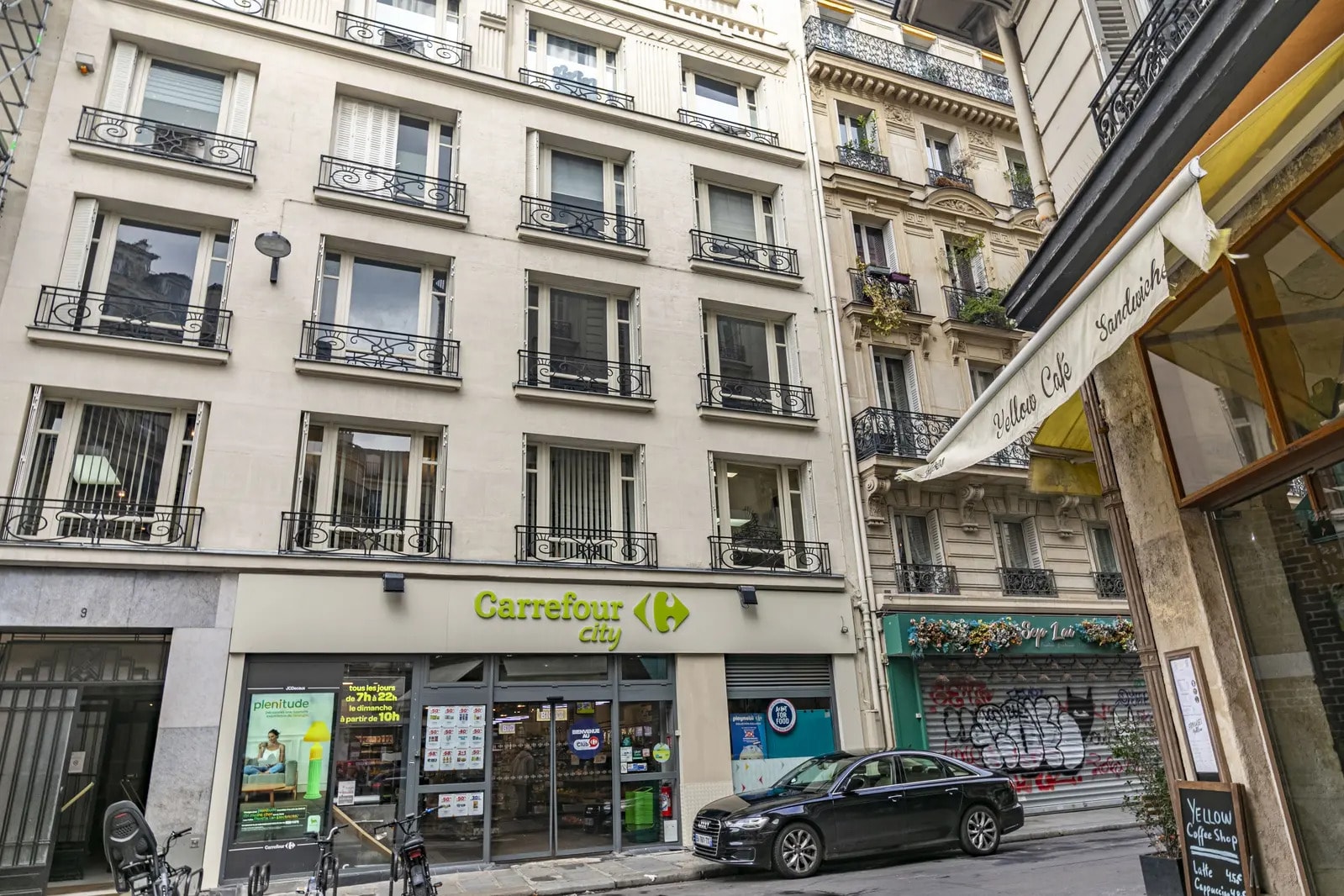 9 Rue Buffault, Paris à louer Photo de l’immeuble– Image 1 sur 9