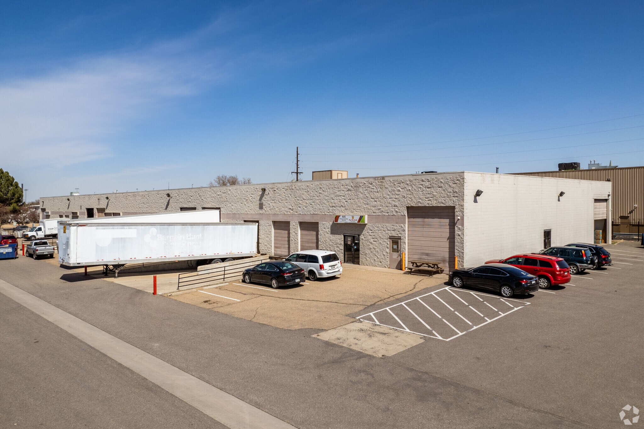 6100 E 58th Ave, Commerce City, CO à louer Photo principale– Image 1 sur 22