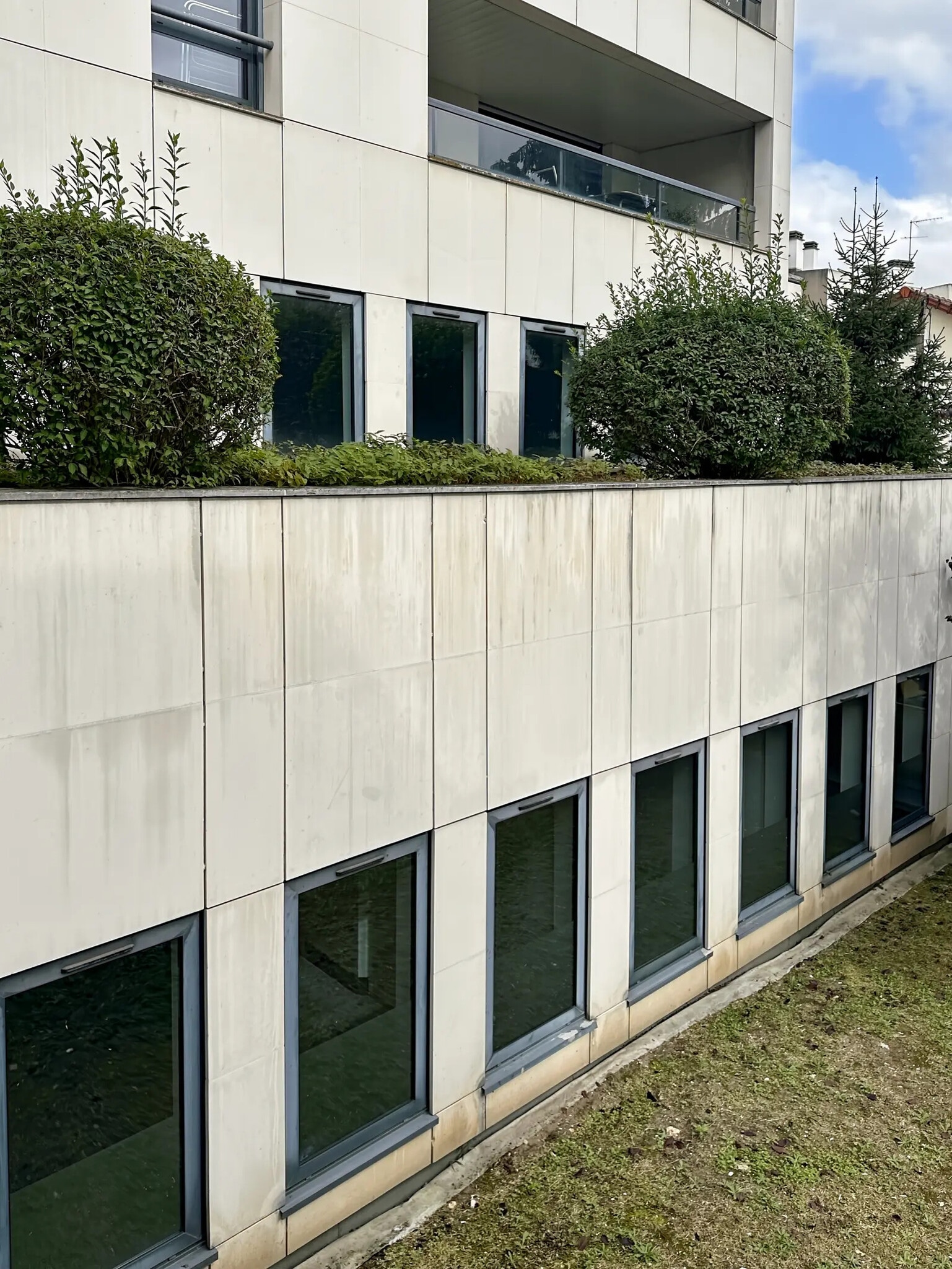 52 Rue Du Capitaine Guynemer, Courbevoie à vendre Photo de l’immeuble– Image 1 sur 18