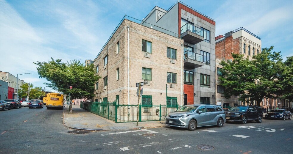1-5 Ridgewood Pl, Brooklyn, NY à vendre - Photo de l’immeuble – Image 2 sur 15