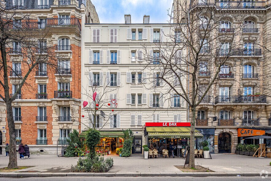 Local commercial dans Paris à louer - Photo principale – Image 1 sur 2