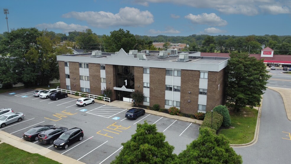 1423 Capitol Trl, Newark, DE à louer - Photo de l’immeuble – Image 2 sur 10
