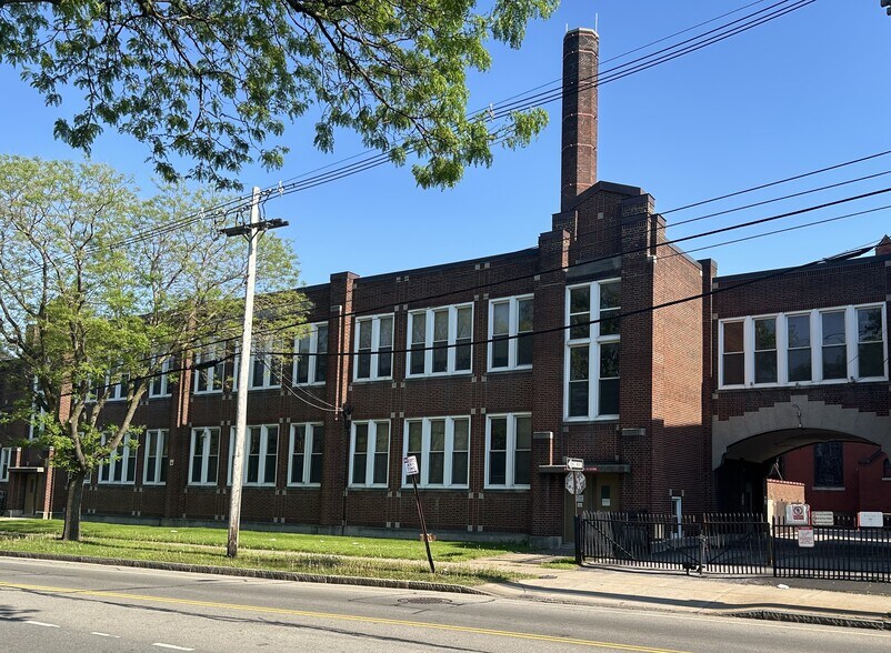 1132-1150 Hudson ave, Rochester, NY à vendre - Photo de l’immeuble – Image 2 sur 4