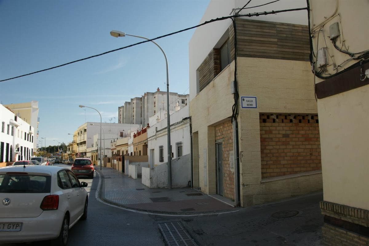 Chiclana de la Frontera, CAD 11130 - Lot 1 - - Photo intérieure - Image 2 of 3