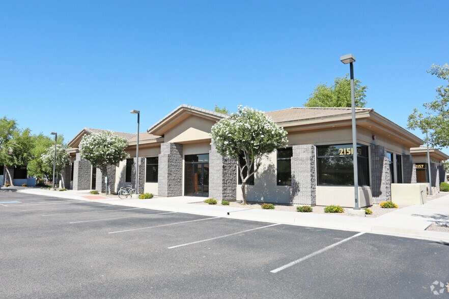 2151 E Baseline Rd, Tempe, AZ à vendre - Photo principale – Image 1 sur 9