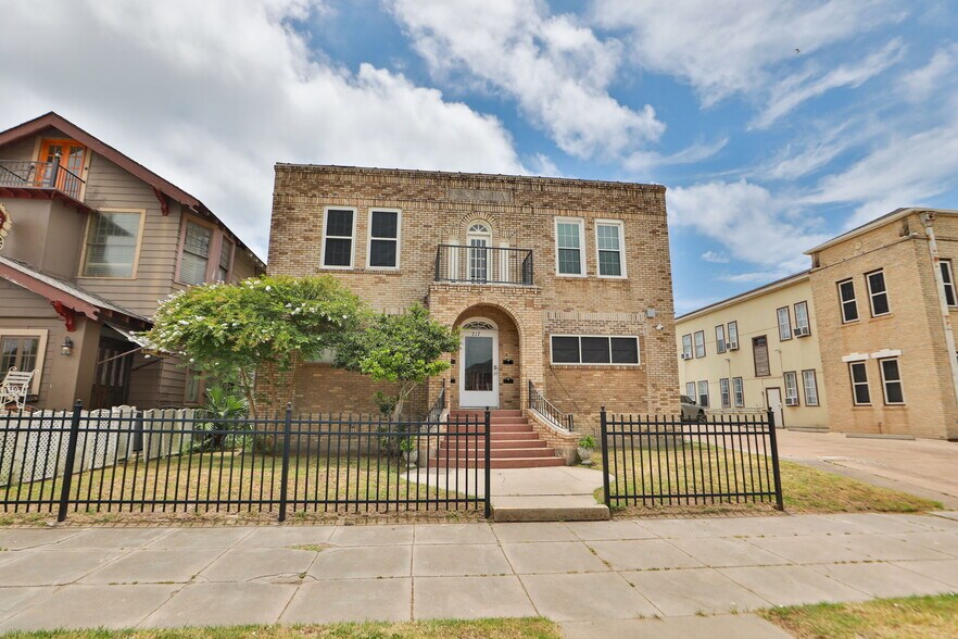 717 Broadway St, Galveston, TX à vendre - Photo de l’immeuble – Image 3 sur 101