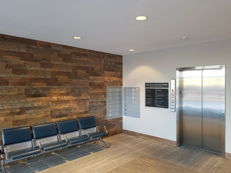 6595 S Dayton St, Greenwood Village, CO à louer - Autre – Image 3 sur 9