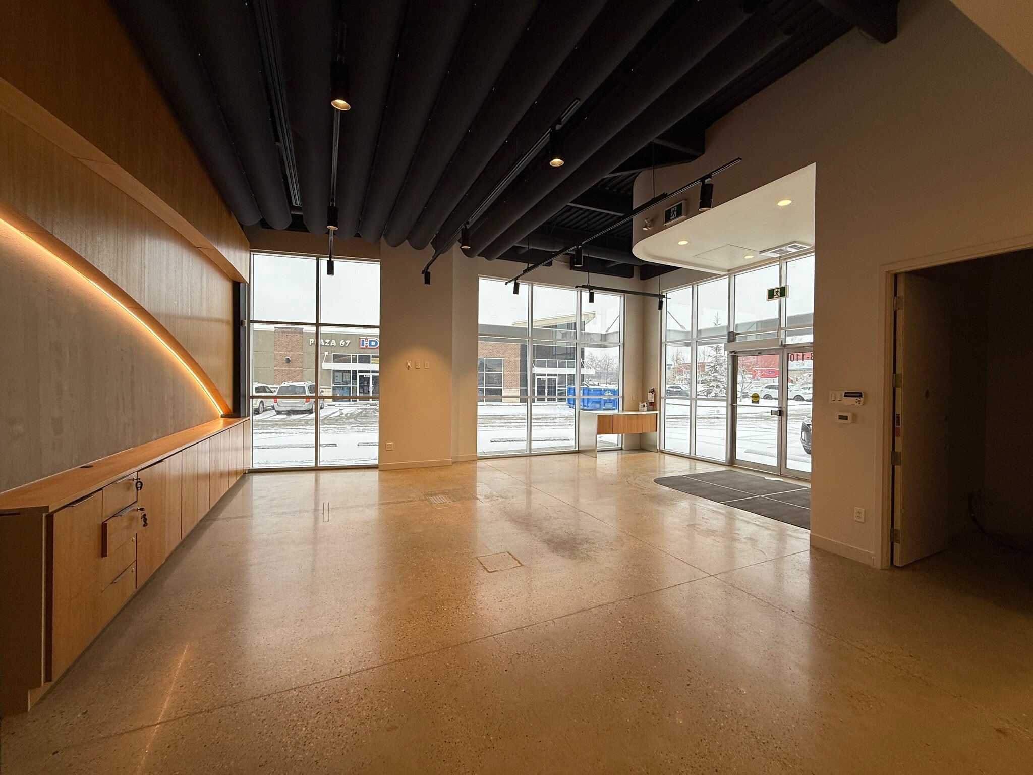 6075 67A St, Red Deer, AB à louer Photo intérieure– Image 1 sur 15