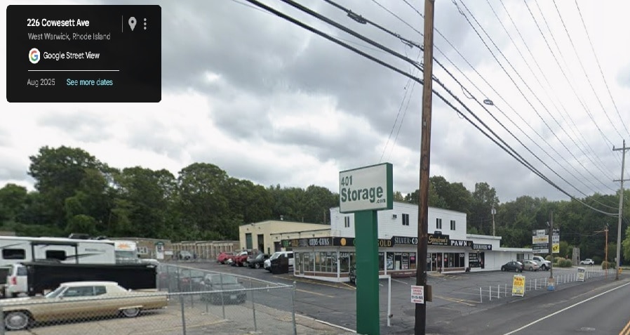 225 Cowesett Ave, West Warwick, RI à louer Photo intérieure– Image 1 sur 3