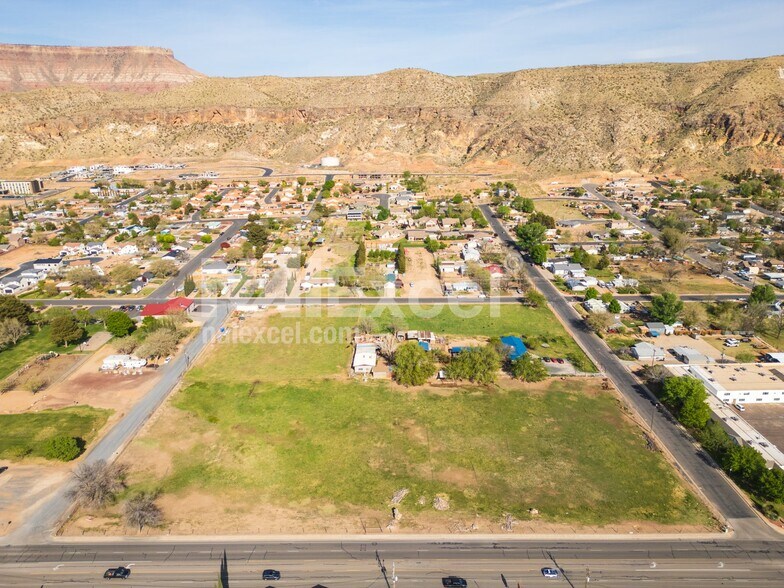 NE Corner of State St & 200 N, La Verkin, UT à vendre - Aérien – Image 2 sur 5