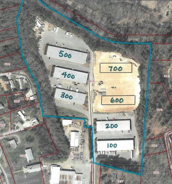 100 Elk Park Dr, Asheville, NC à louer - Photo de l’immeuble – Image 3 sur 13