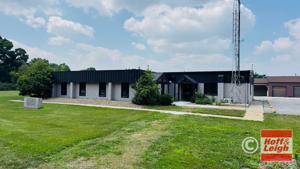 1280 Sunset Dr, Copley, OH à vendre - Photo principale – Image 1 sur 22