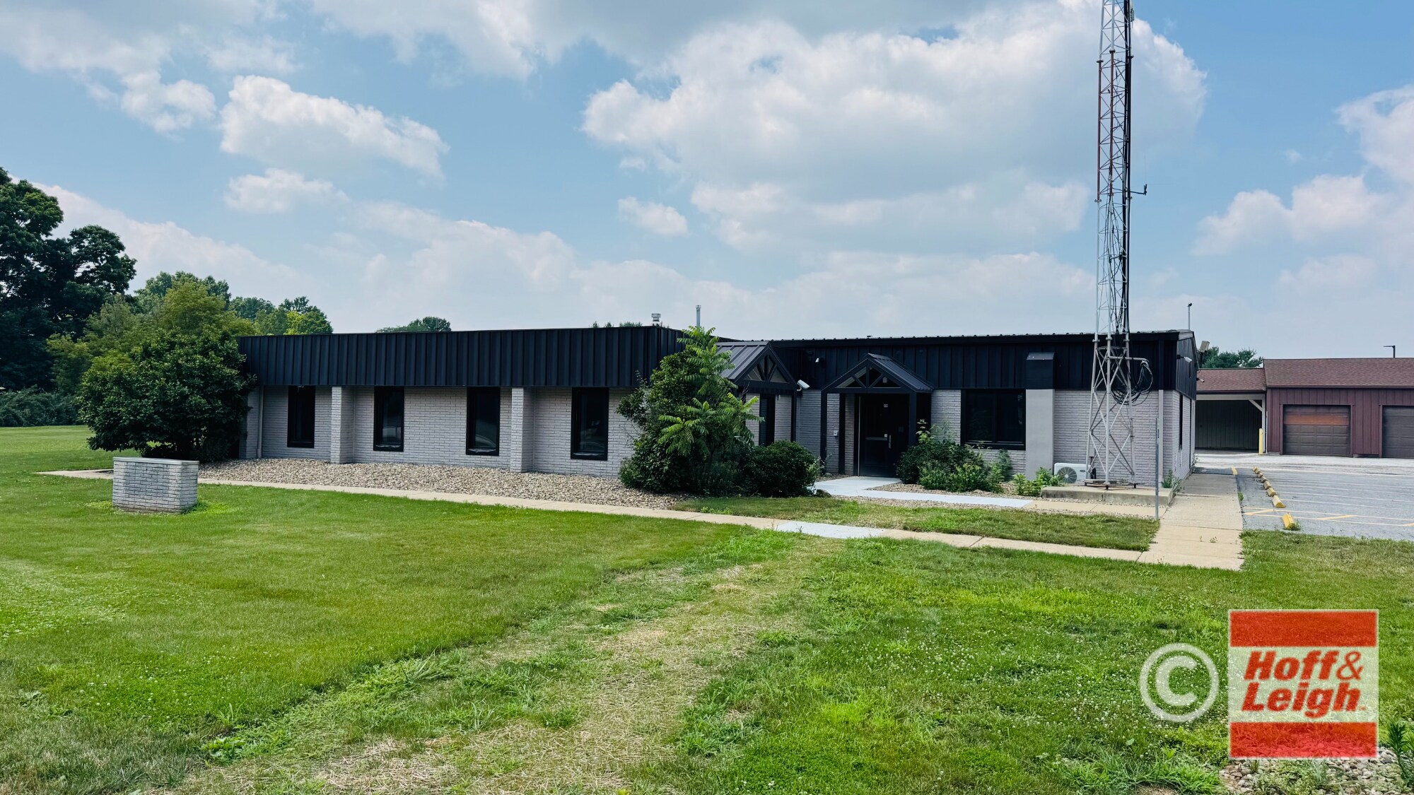 1280 Sunset Dr, Copley, OH à vendre Photo principale– Image 1 sur 23