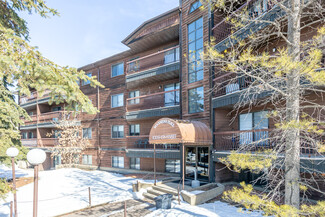 Plus de détails pour 10139 158th St NW, Edmonton, AB - Logement à vendre
