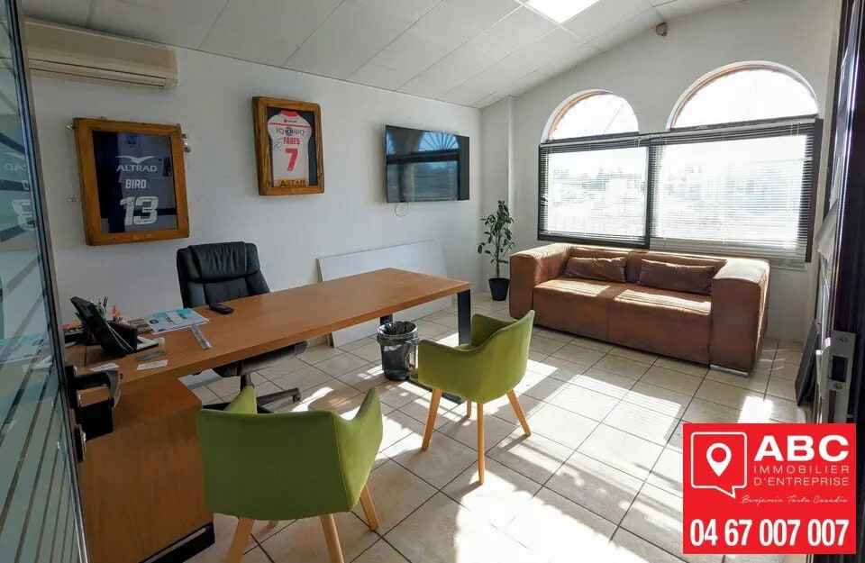 Bureau dans Perpignan à louer Photo de l’immeuble– Image 1 sur 7