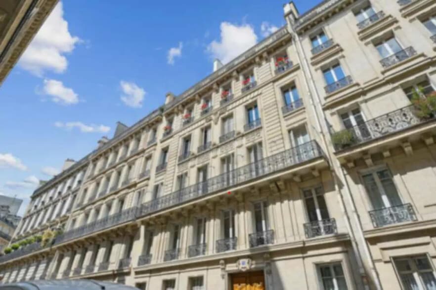 5 Rue Frédéric Bastiat, Paris à louer - Photo de l’immeuble – Image 1 sur 7