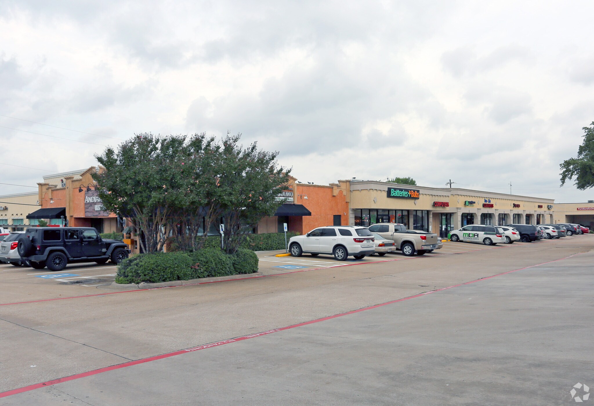 4151 Belt Line Rd, Addison, TX à louer Photo principale– Image 1 sur 7