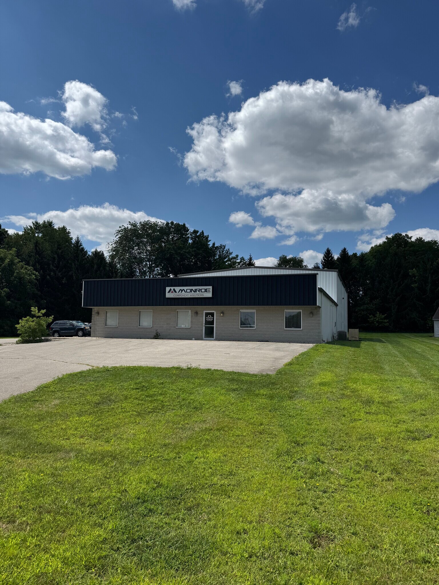 117 Enterprise Dr, Warsaw, IN à louer Photo de l’immeuble– Image 1 sur 12
