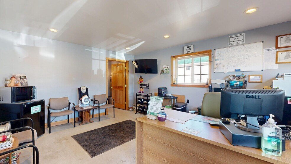 48 S Main St, Andover, ME à vendre - Photo de l’immeuble – Image 2 sur 45