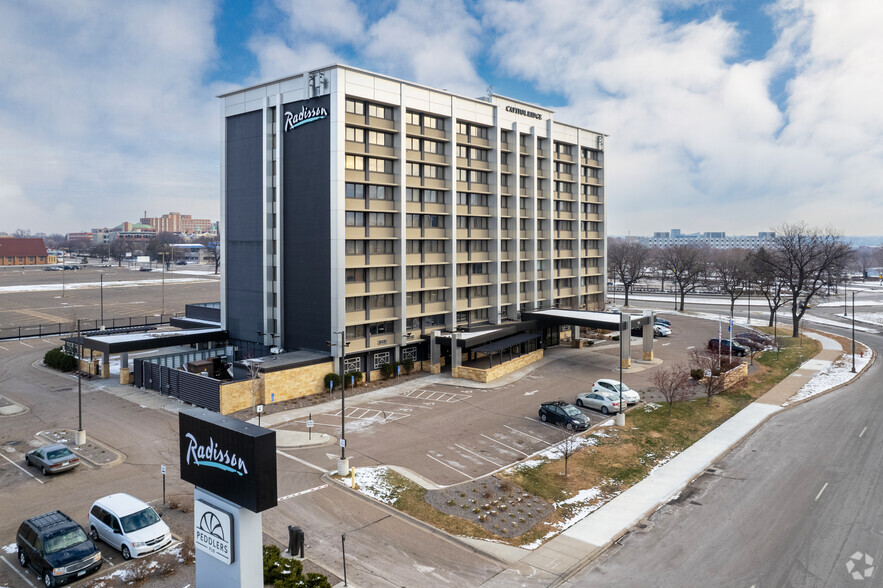 161 Rondo Ave, Saint Paul, MN à louer - Photo de l’immeuble – Image 2 sur 15