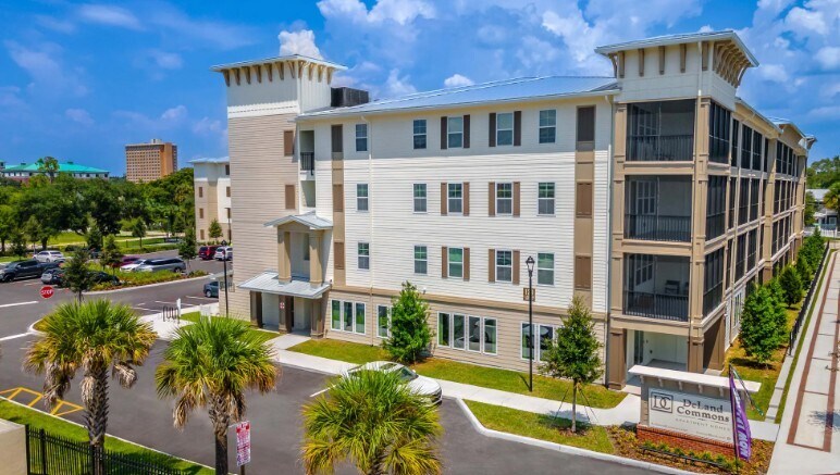 129 E Voorhis, Deland, FL à louer - Photo de l’immeuble – Image 2 sur 2