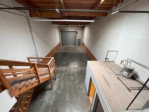 310 Shaw Rd, South San Francisco, CA à louer Photo intérieure– Image 2 sur 6