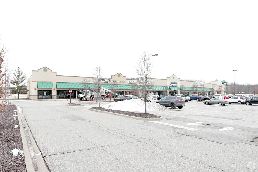 44615-44645 Mound Rd, Sterling Heights, MI à vendre - Photo de l’immeuble – Image 2 sur 3
