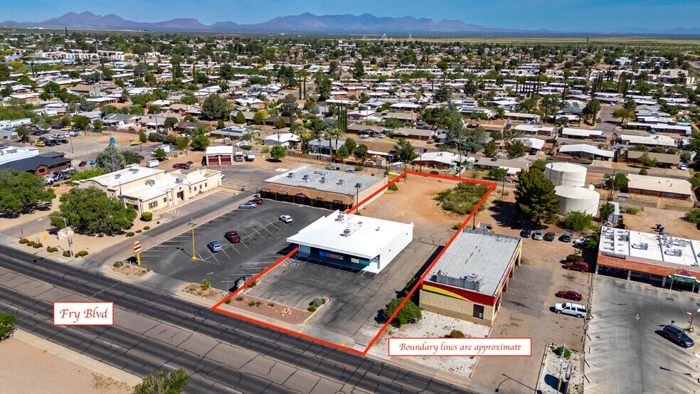 1301 E Fry Blvd, Sierra Vista, AZ à vendre - Aérien – Image 3 sur 27