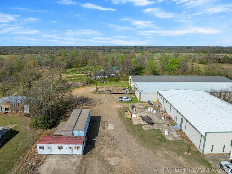 1506 S Park Dr, Broken Bow, OK à vendre - Photo de l’immeuble – Image 3 sur 3